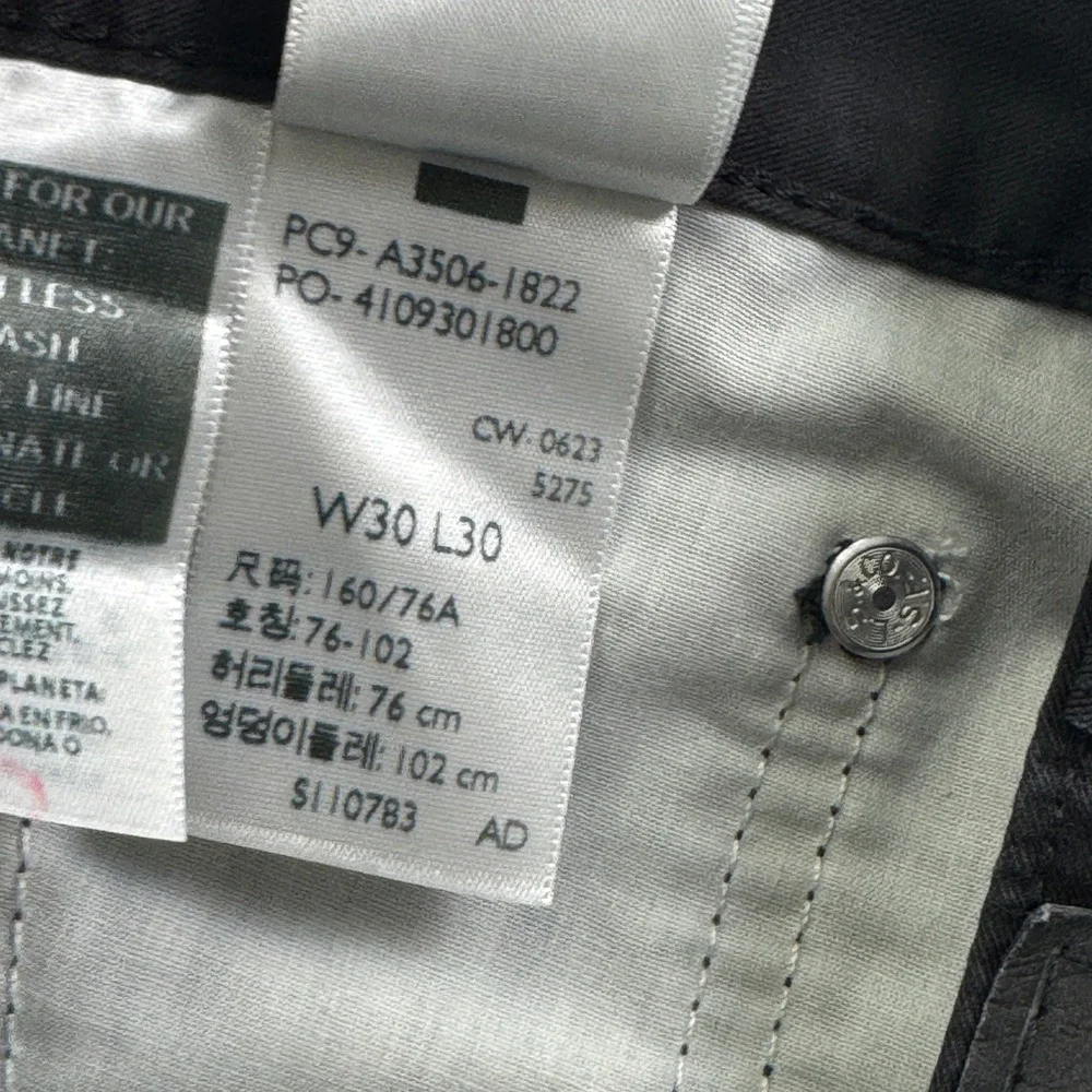 Levis 501 Original Fit Black Chino Pants Mens W30 L30 A3506-1822 Straight Leg